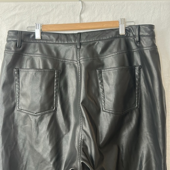 DEX Faux Leather High Waisted Straight Leg Cropped Black Pants Sz 1X - Picture 6 of 17